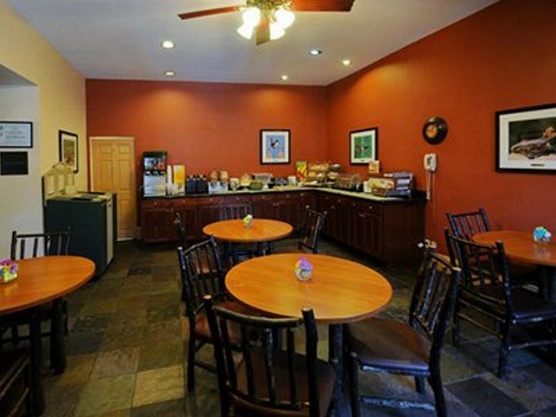 Quality Inn And Suites Boulder Creek Екстер'єр фото